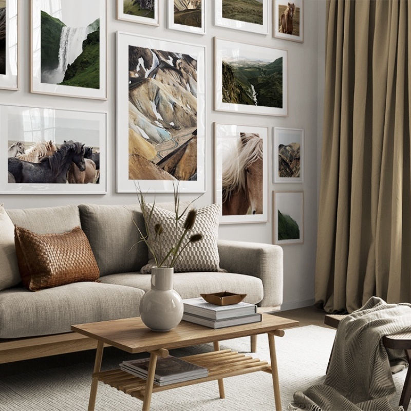  ARRANGE A MODERN FRAME WALL